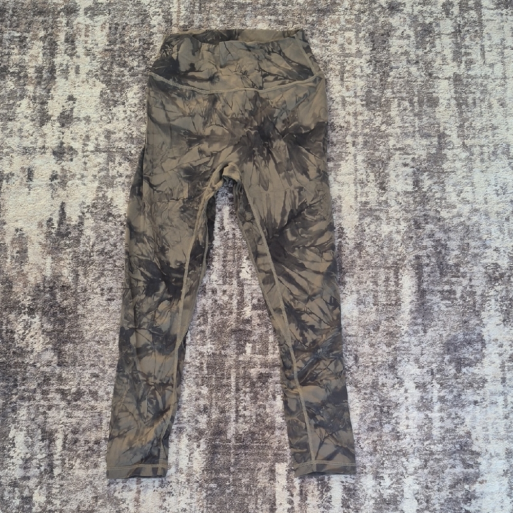 ZYIA Women's Camouflage Tie-Dye Leggings